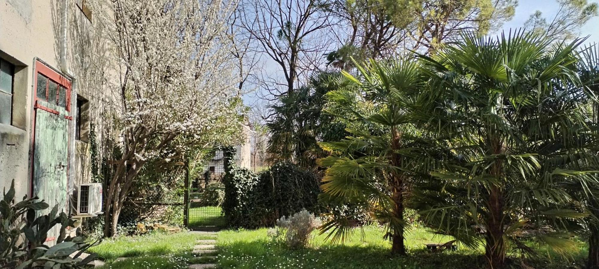 Stasion Di Pueste Landhuis Nogaredo