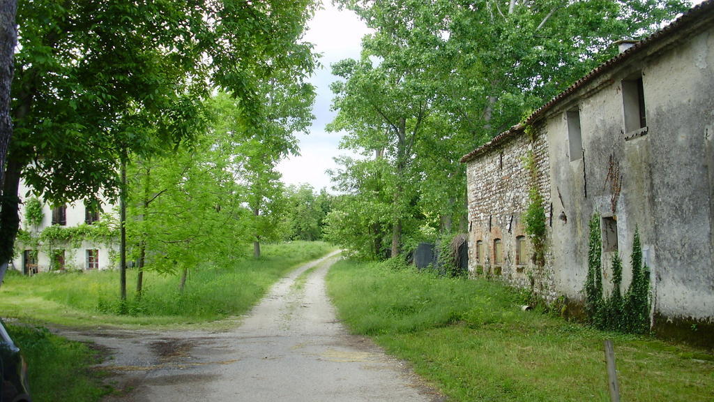 Stasion Di Pueste